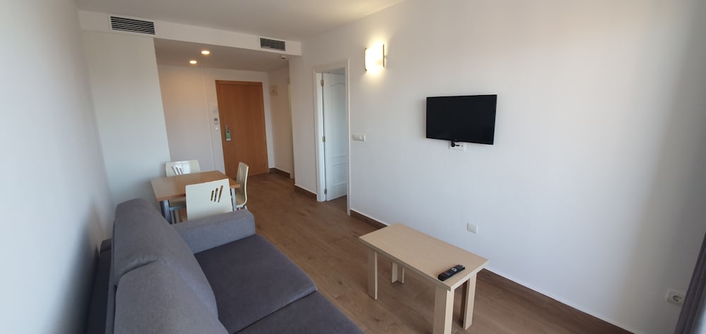 Apartamentos Primavera Loix — Hotel rooms in Benidorm, Valencian Community