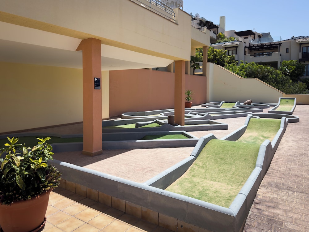 Holiday Club Sol Amadores — Sports & recreation in Puerto Rico, Canary Islands