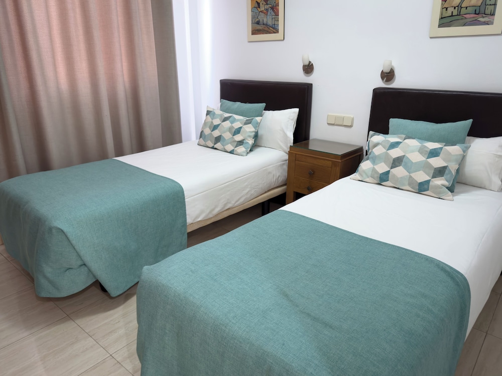 Holiday Club Sol Amadores — Hotel rooms in Puerto Rico, Canary Islands
