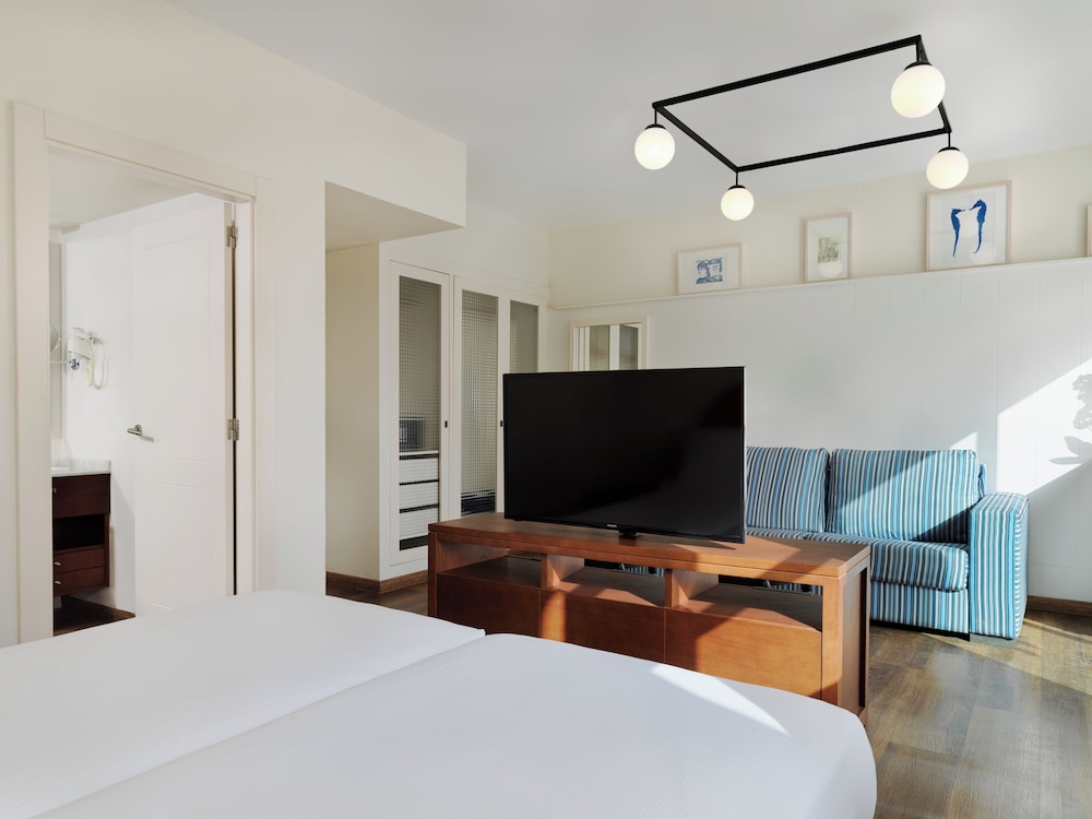H10 Ocean Suites — Hotel rooms in Corralejo, Canary Islands