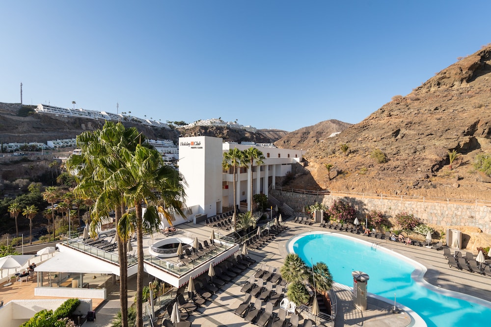 Holiday Club Puerto Calma — Swimming pool in Puerto Rico, Canary Islands