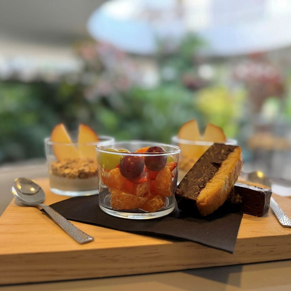 Holiday Club Puerto Calma — Restaurant & bars in Puerto Rico, Canary Islands