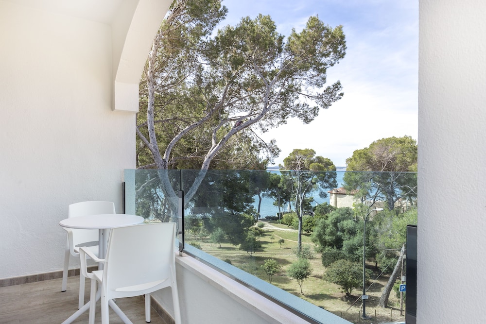 Alcanada Golf Hotel — Hotel building in Alcudia, Balearic Islands