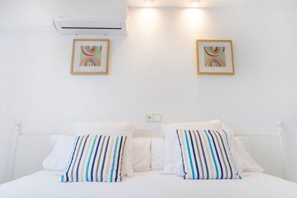 Alcanada Golf Hotel — Hotel rooms in Alcudia, Balearic Islands