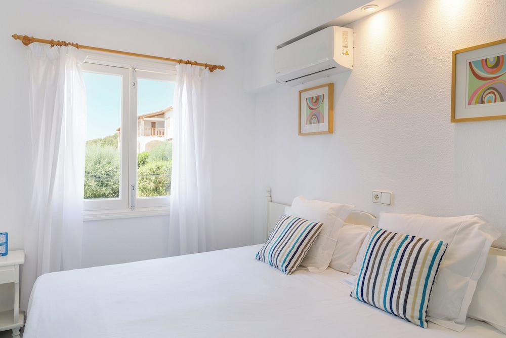 Alcanada Golf Hotel — Hotel rooms in Alcudia, Balearic Islands