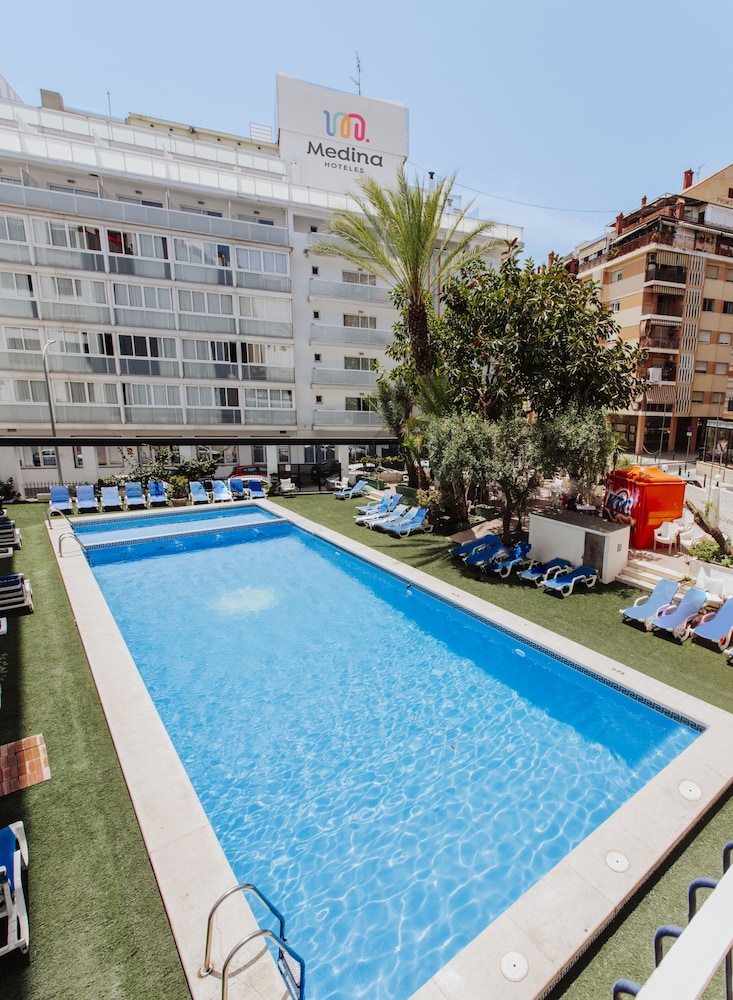 Hotel Cuco — Main photo in Benidorm, Valencian Community