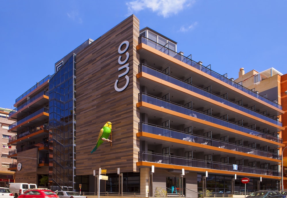 Hotel Cuco — Hotel building in Benidorm, Valencian Community