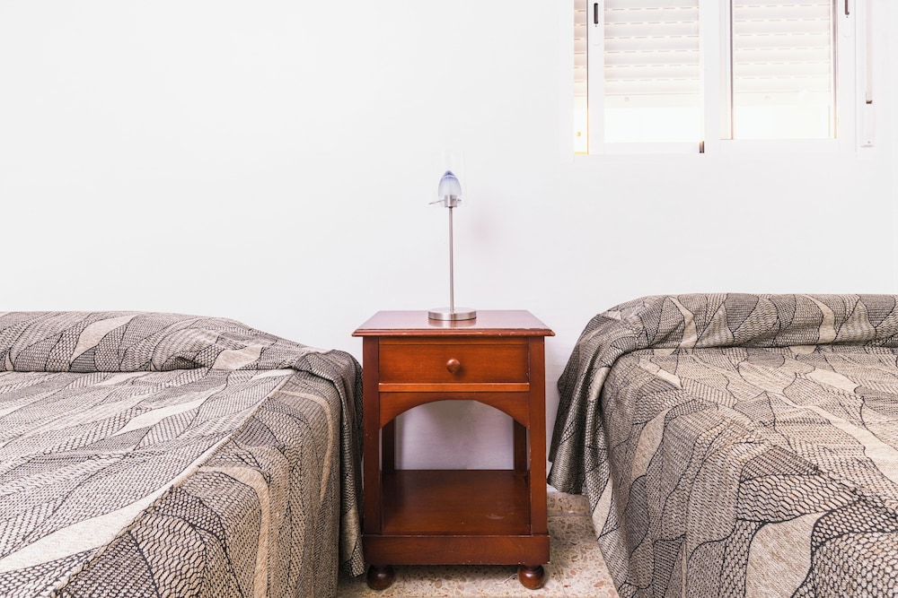 Apartamentos Maja — Hotel rooms in Benidorm, Valencian Community