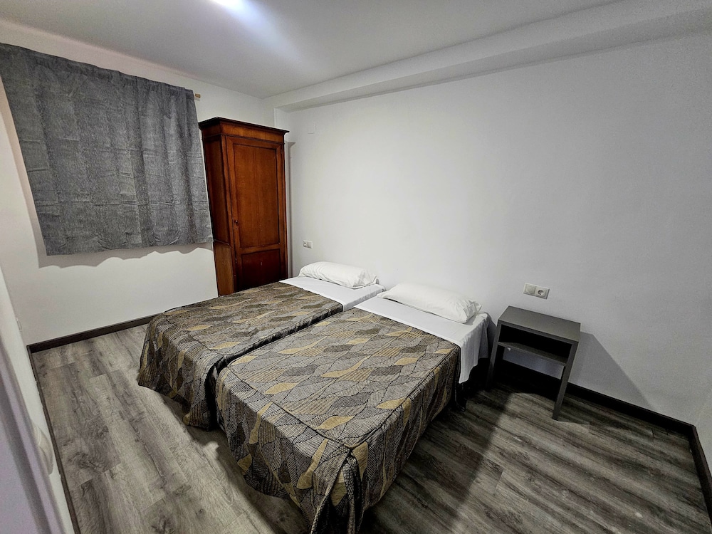 Apartamentos Maja — Hotel rooms in Benidorm, Valencian Community