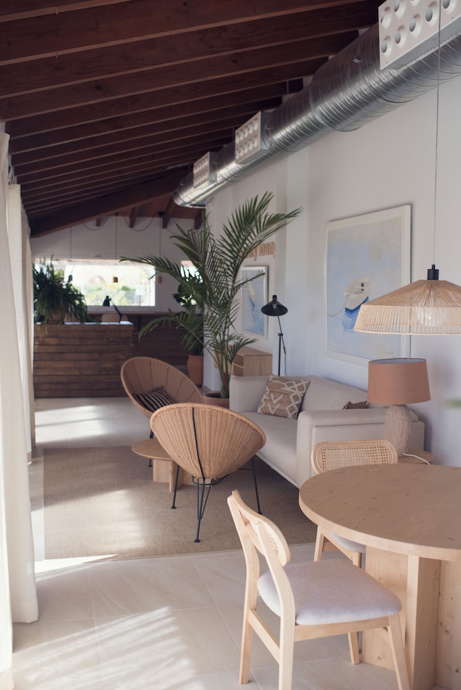 Seaclub Alcudia — Hotel rooms in Alcudia, Balearic Islands