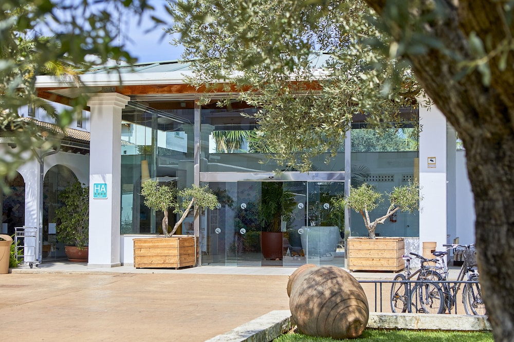 Seaclub Alcudia — Hotel building in Alcudia, Balearic Islands