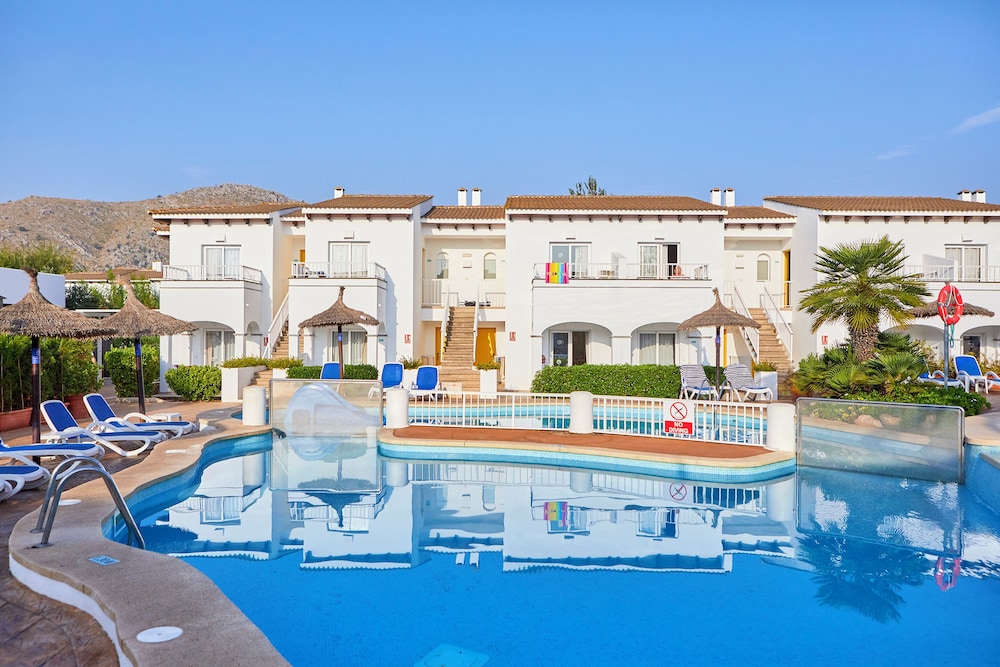 Seaclub Alcudia — Hotel building in Alcudia, Balearic Islands