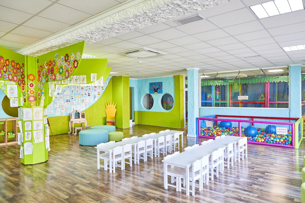 Seaclub Alcudia — Attractions for children in Alcudia, Balearic Islands