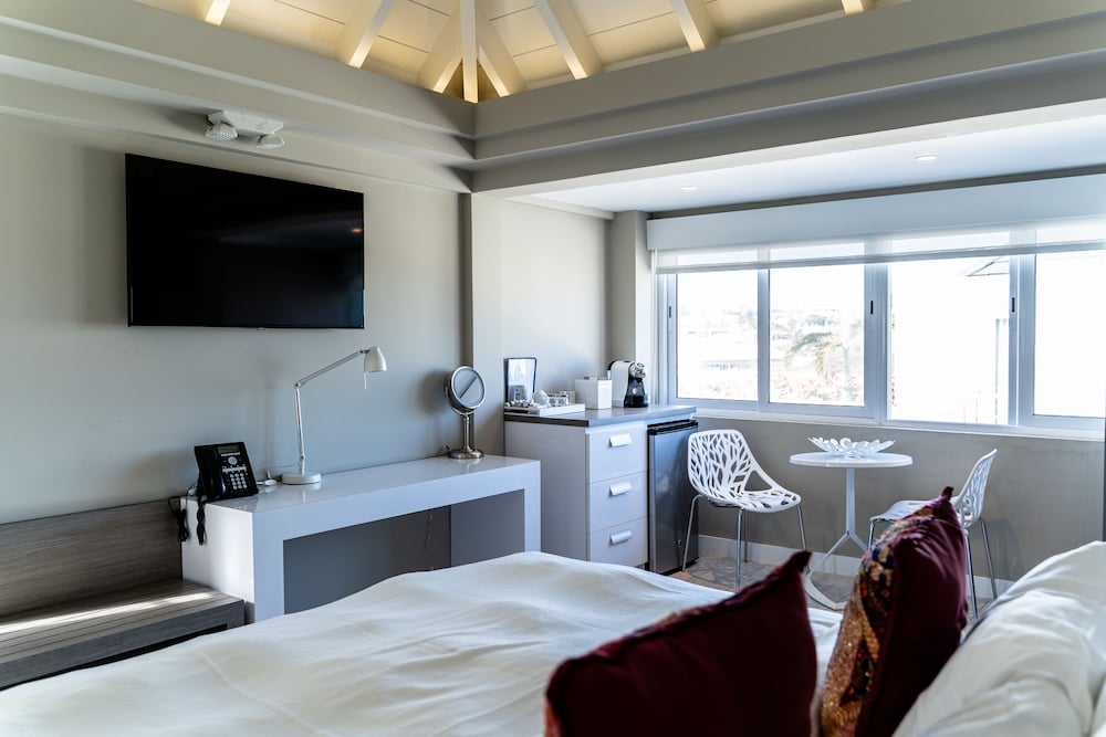 Ocean Z Boutique Hotel — Hotel rooms in Noord, Aruba