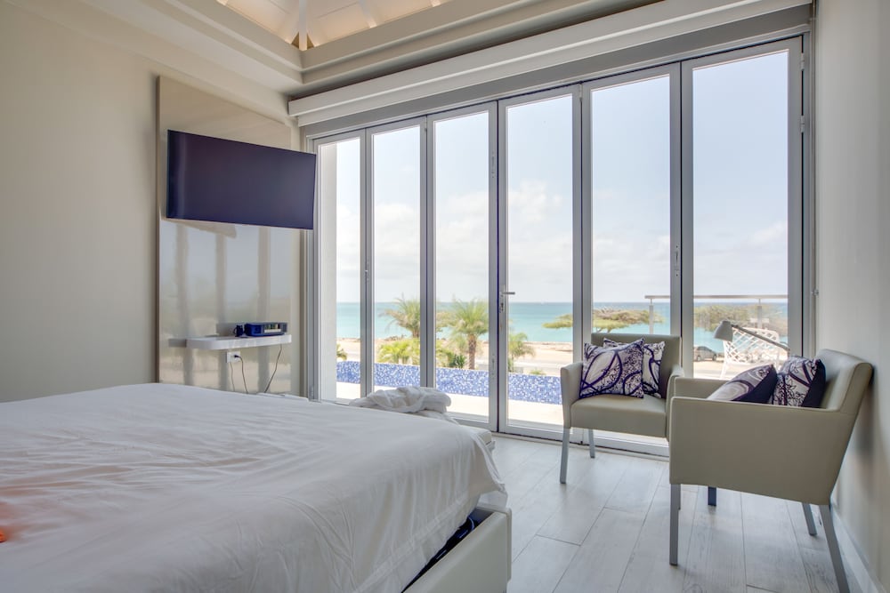 Ocean Z Boutique Hotel — Hotel rooms in Noord, Aruba