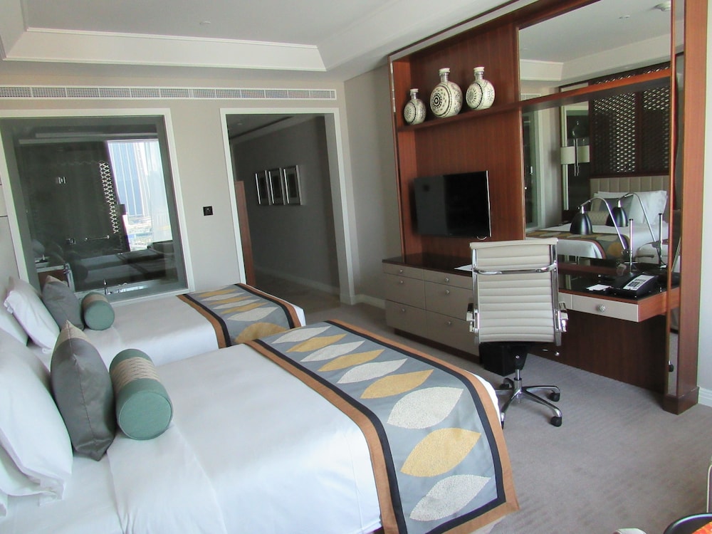 Taj Dubai — Rooms in Dubai