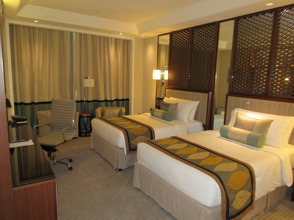 Taj Dubai — Rooms in Dubai