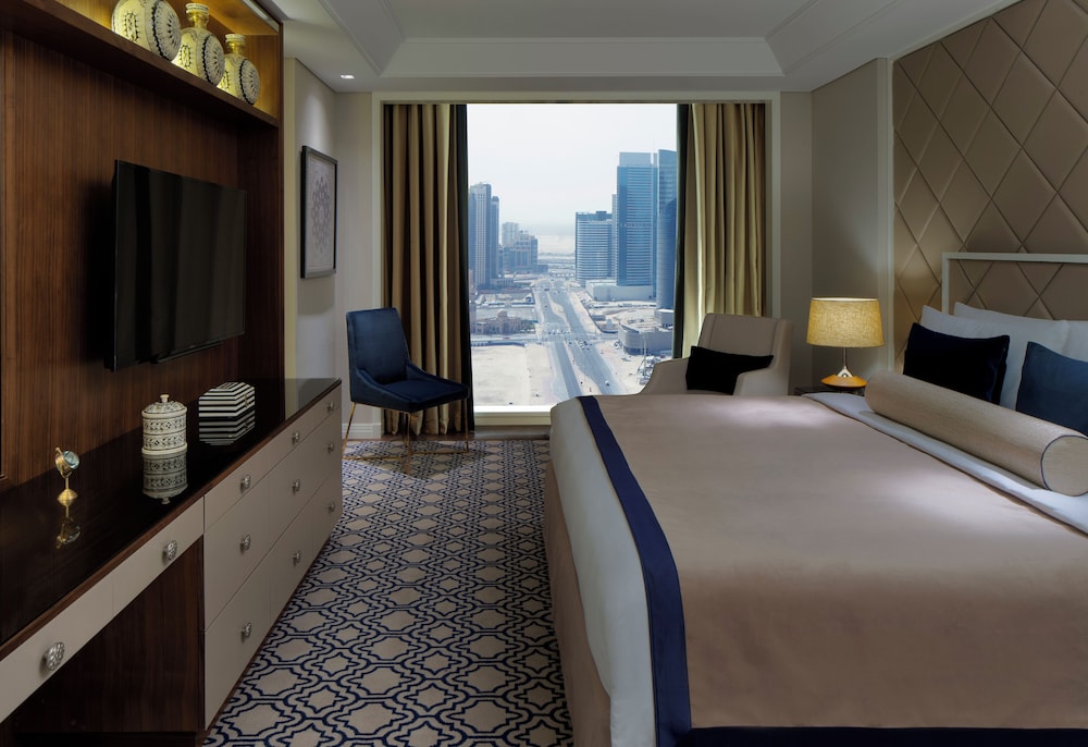 Taj Dubai — Rooms in Dubai
