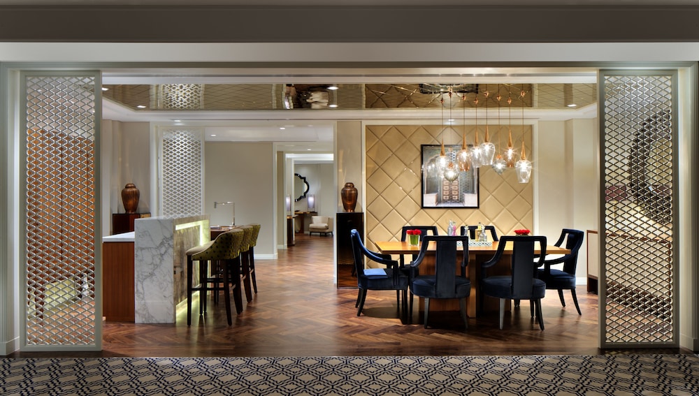 Taj Dubai — Rooms in Dubai