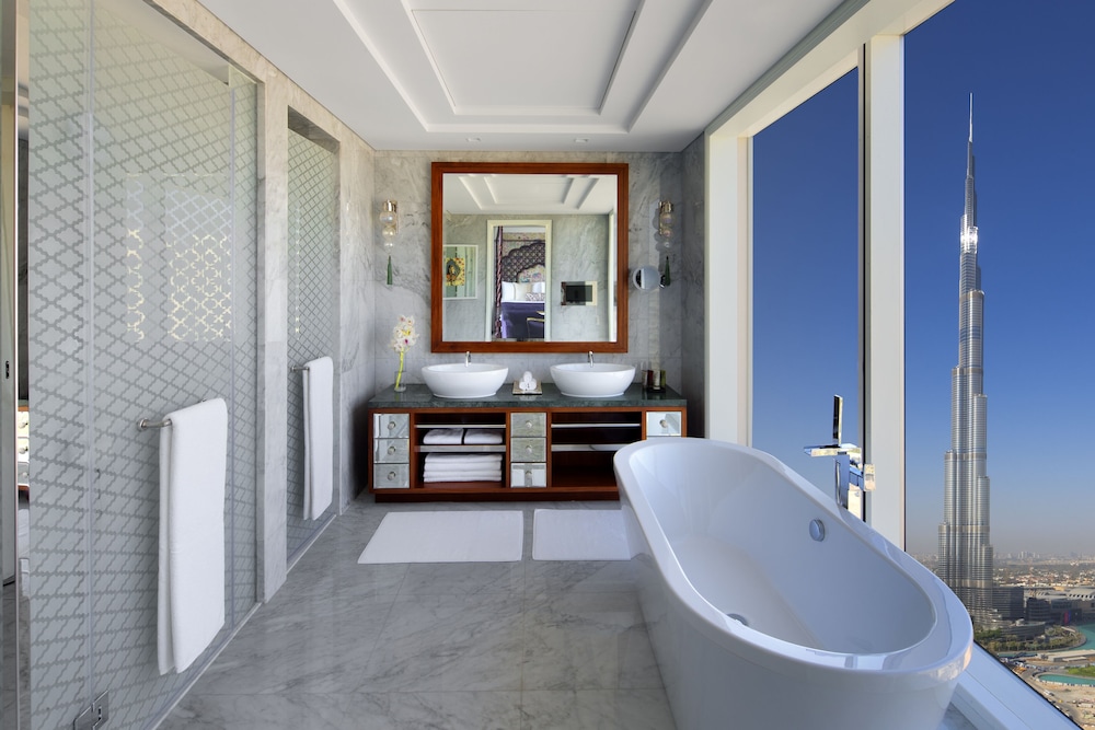 Taj Dubai — Rooms in Dubai