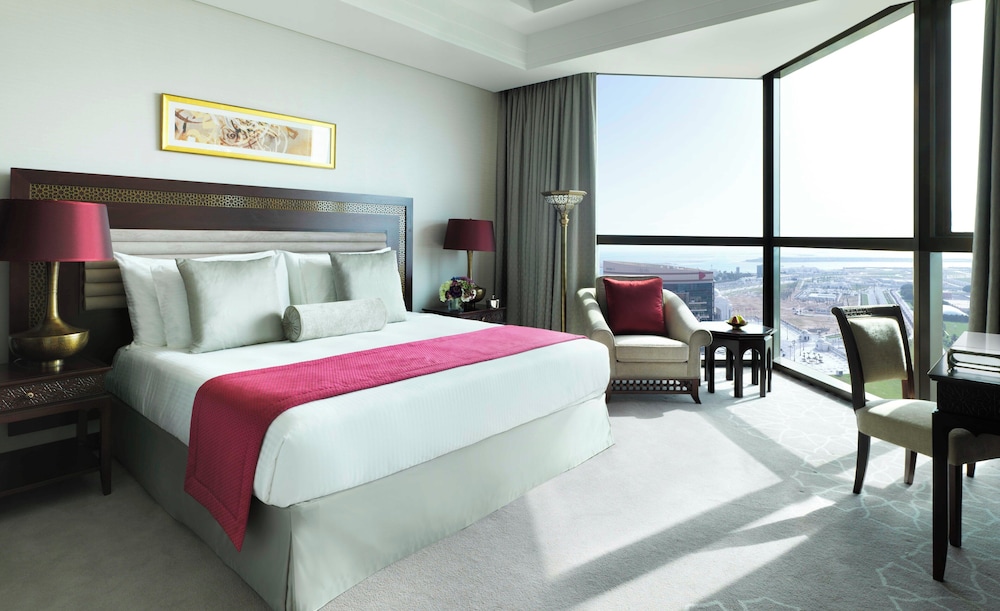 Bab Al Qasr Hotel — Hotel rooms in Abu Dhabi