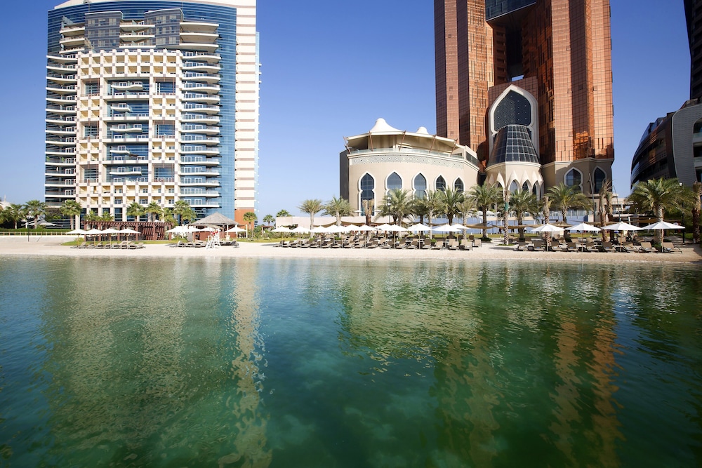 Bab Al Qasr Hotel — Beach in Abu Dhabi
