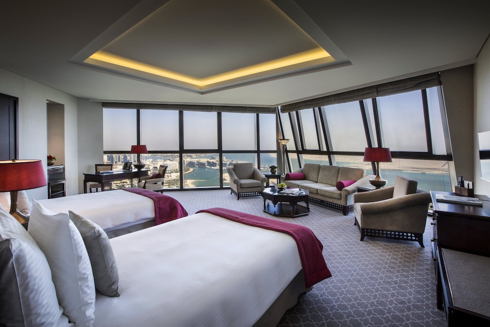 Bab Al Qasr Hotel — Hotel rooms in Abu Dhabi