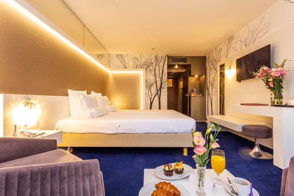 Grand Hotel Plovdiv — Hotel rooms in Plovdiv, Plovdiv