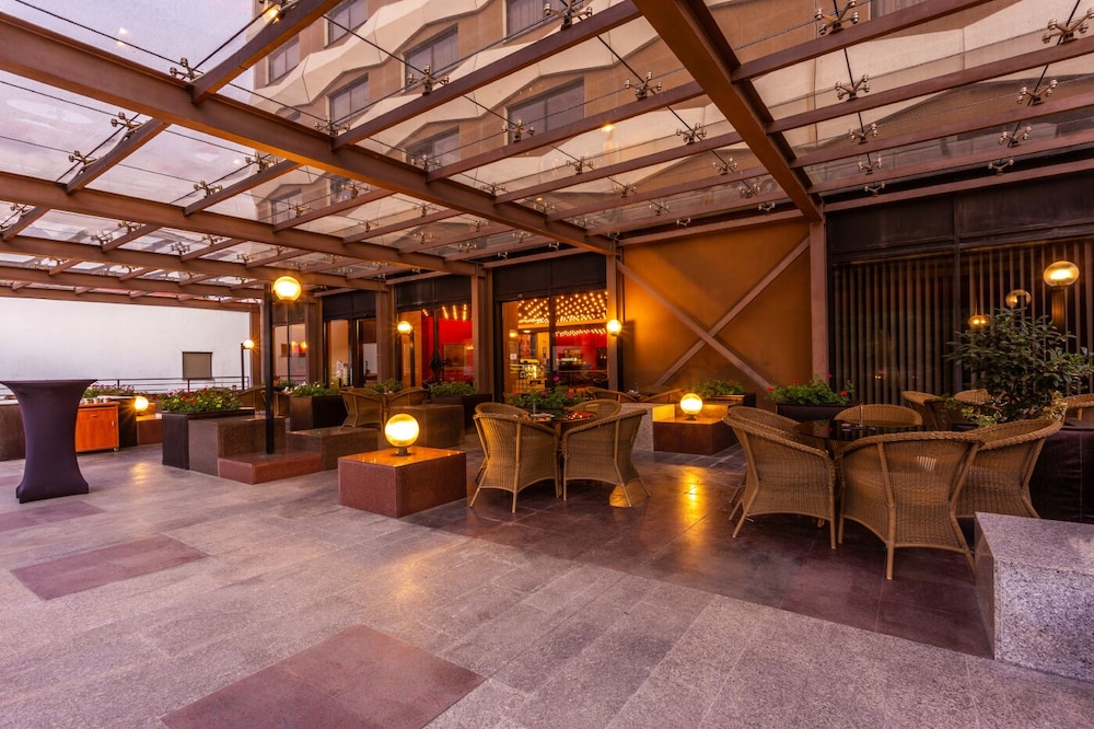 Grand Hotel Plovdiv — Restaurant & bars in Plovdiv, Plovdiv