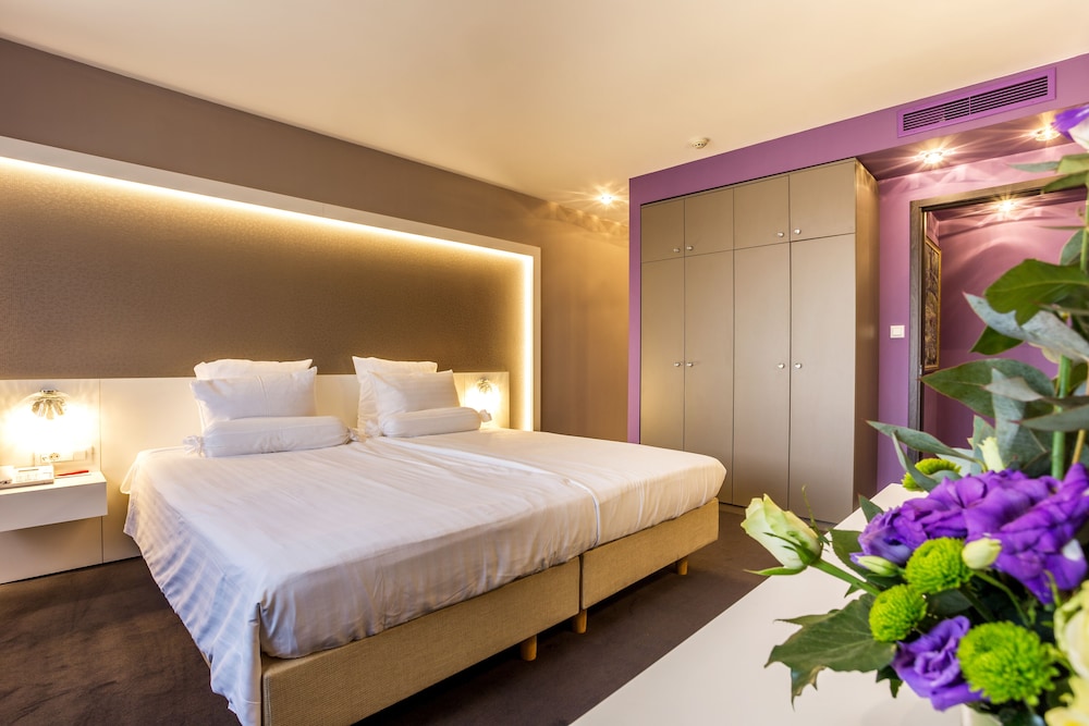 Grand Hotel Plovdiv — Hotel rooms in Plovdiv, Plovdiv