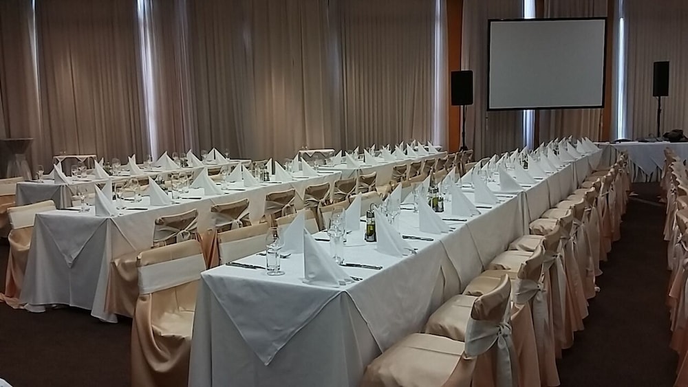 Grand Hotel Plovdiv — Restaurant & bars in Plovdiv, Plovdiv