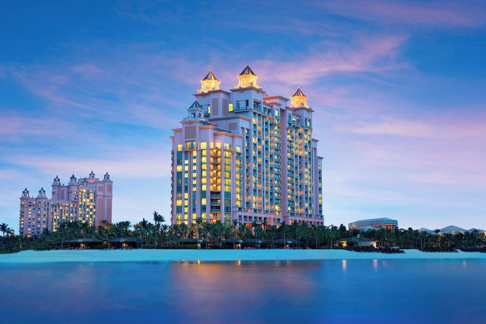 The Cove at Atlantis — Hotel building in Paradise Island, New Providence