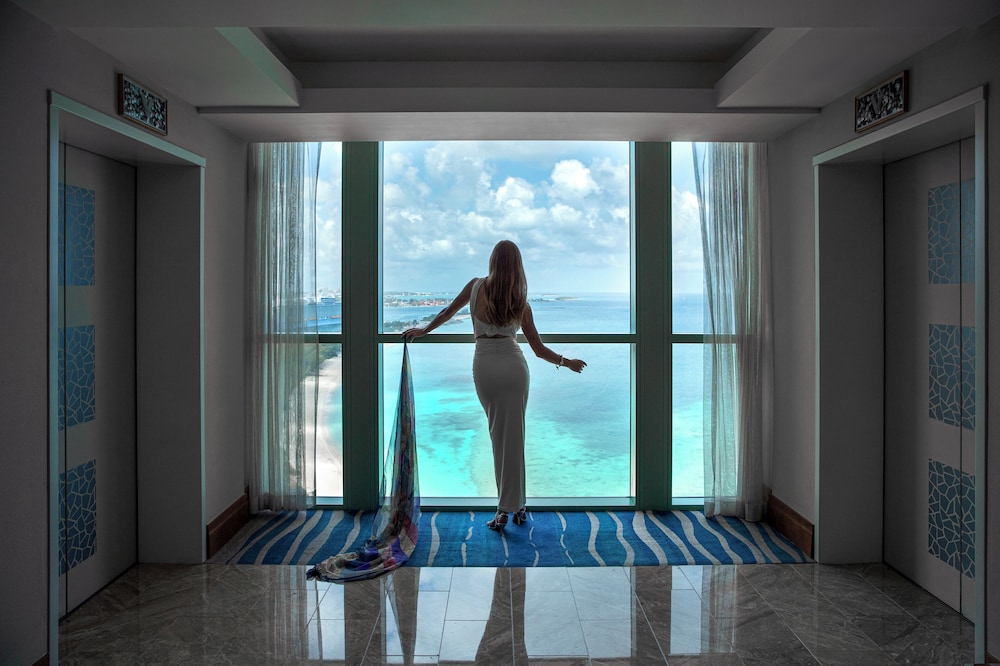 The Cove at Atlantis — Hotel rooms in Paradise Island, New Providence