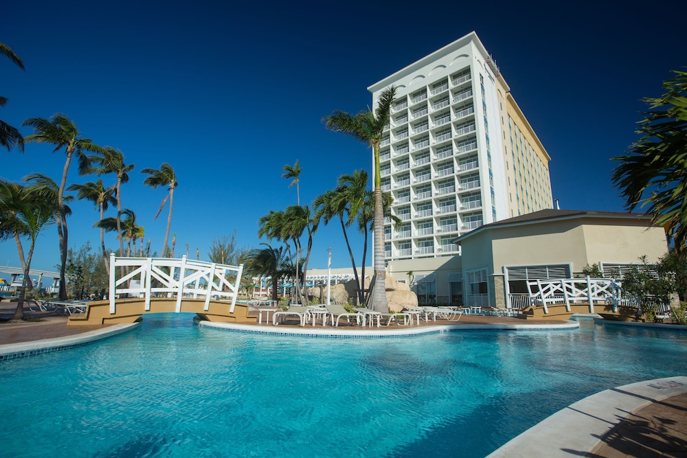Warwick Paradise Island- All Inclusive- Adults Only — Swimming pool in Paradise Island, New Providence