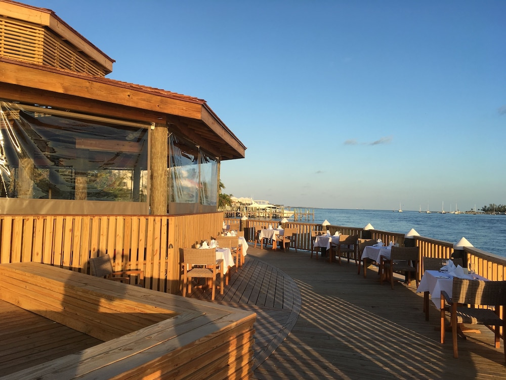 Warwick Paradise Island- All Inclusive- Adults Only — Restaurant & bars in Paradise Island, New Providence
