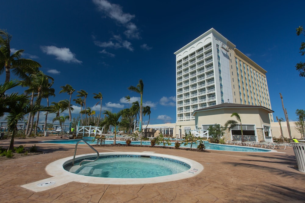 Warwick Paradise Island- All Inclusive- Adults Only — Swimming pool in Paradise Island, New Providence