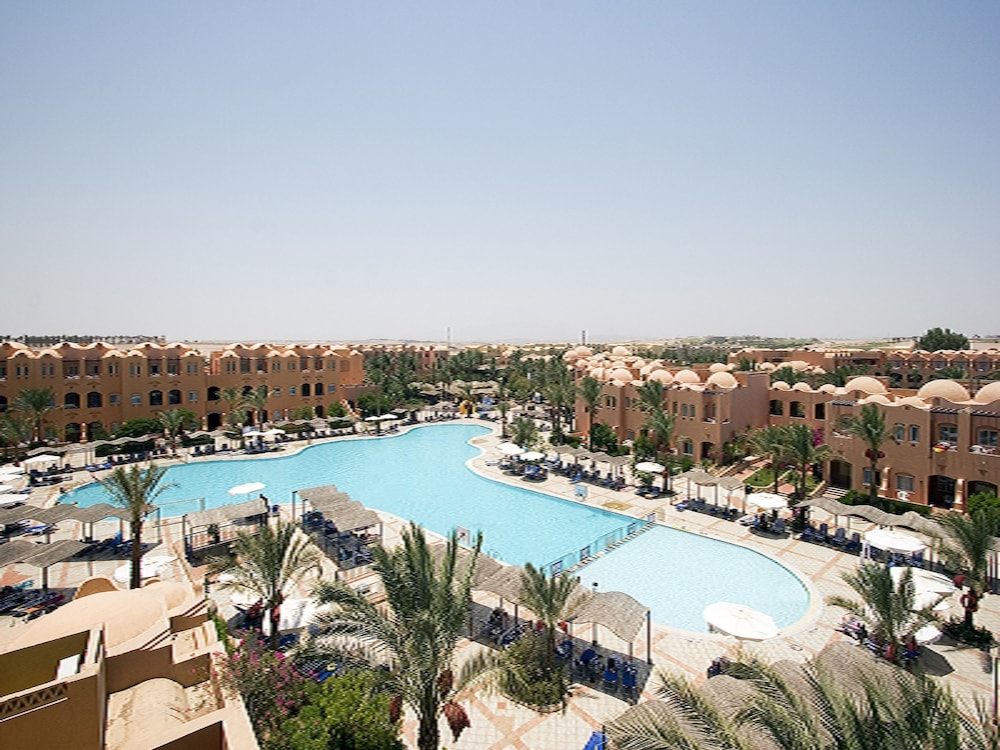 JAZ Makadi Oasis Resort - All inclusive — Swimming pool in Makadi Bay, Red Sea