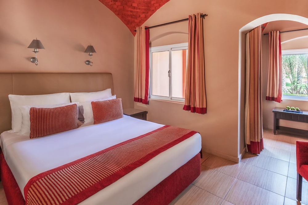 JAZ Makadi Oasis Resort - All inclusive — Hotel rooms in Makadi Bay, Red Sea