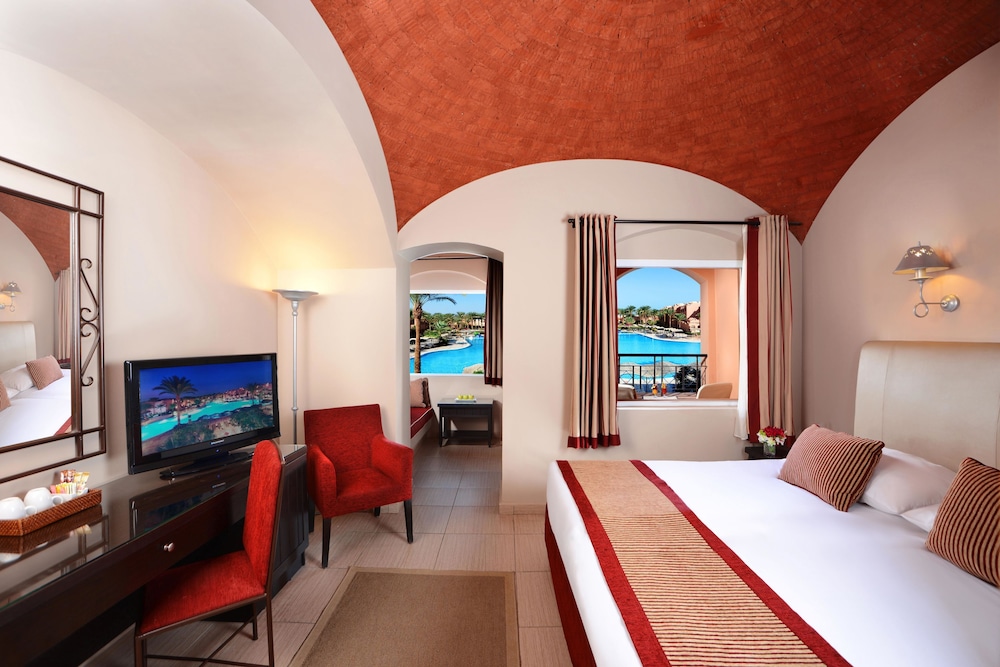 JAZ Makadi Oasis Resort - All inclusive — Hotel rooms in Makadi Bay, Red Sea