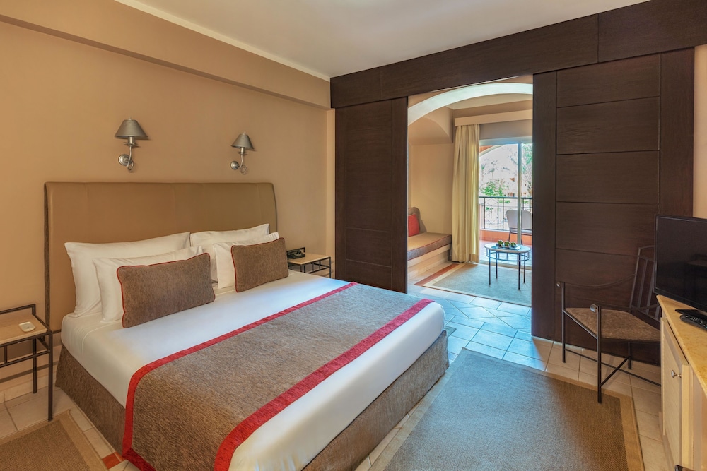 JAZ Makadi Oasis Resort - All inclusive — Hotel rooms in Makadi Bay, Red Sea