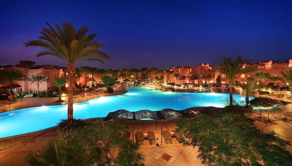JAZ Makadi Oasis Resort - All inclusive — Swimming pool in Makadi Bay, Red Sea