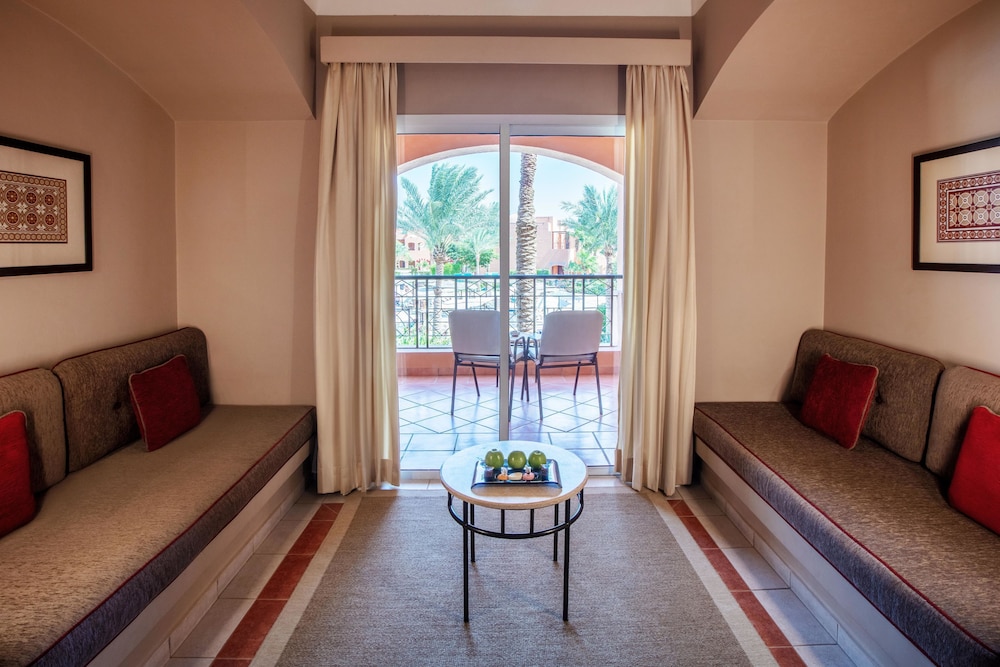 JAZ Makadi Oasis Resort - All inclusive — Hotel rooms in Makadi Bay, Red Sea