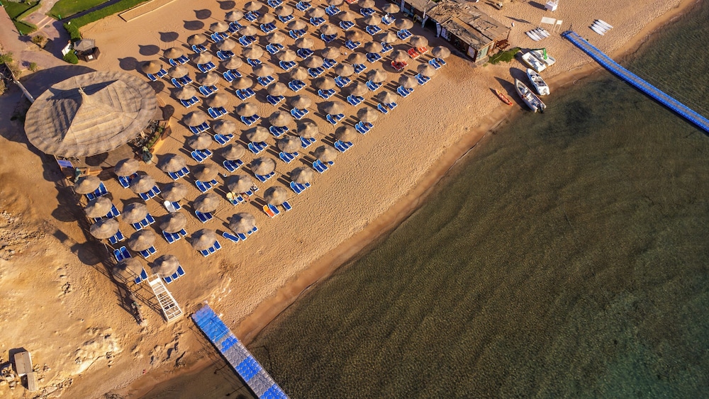 Ivy Cyrene Island Aqua Park Resort — Beach in Sharm El Sheikh, Red Sea