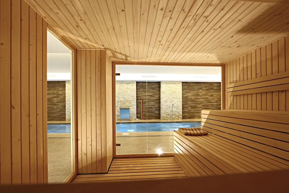 Iberostar Waves Cala Millor -Adults Only — Spa in Cala Millor, Balearic Islands
