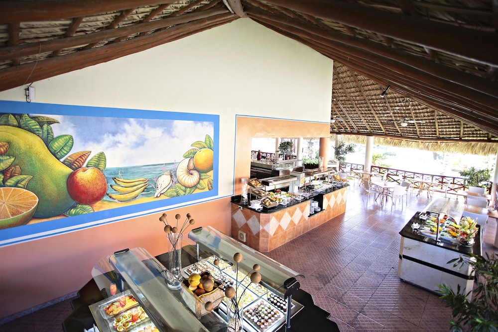 Bahia Principe Explore Turquesa - Hyatt Inclusive Collection - All Inclusive — Restaurant & bars in Bavaro, La Altagracia