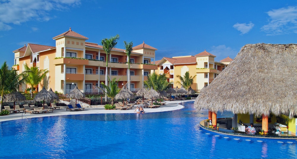 Bahia Principe Explore Turquesa - Hyatt Inclusive Collection - All Inclusive — Swimming pool in Bavaro, La Altagracia