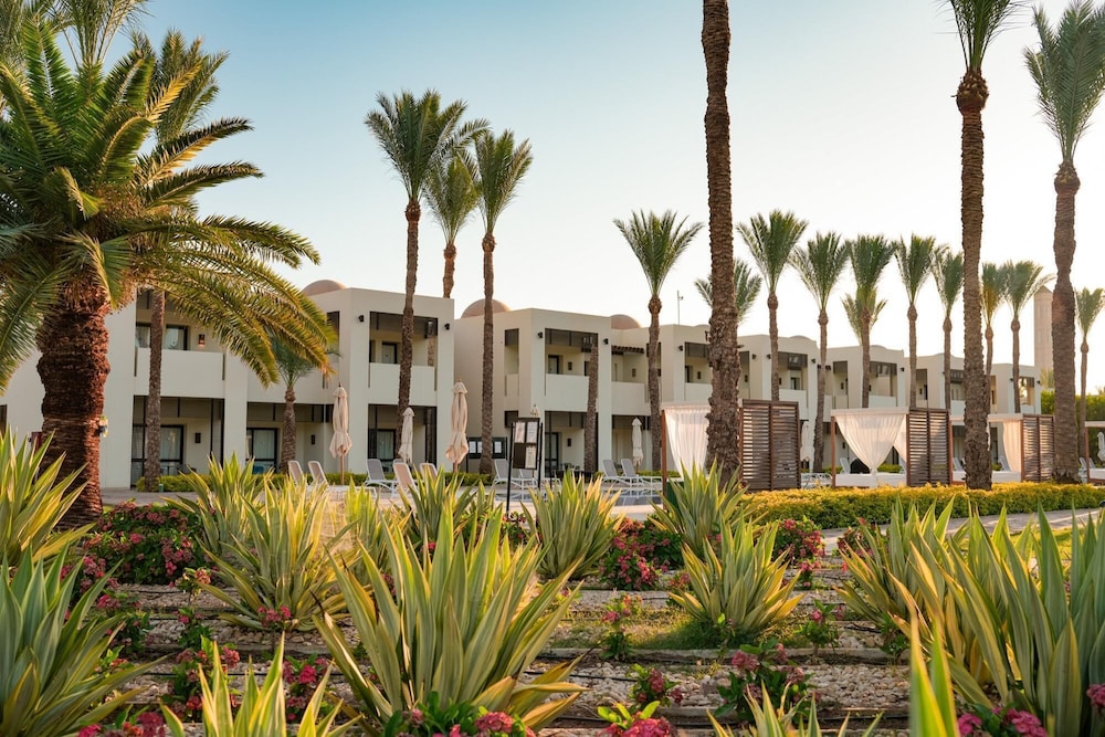 SENTIDO Reef Oasis Aqua Park Resort - All inclusive — Hotel building in Sharm El Sheikh, Red Sea