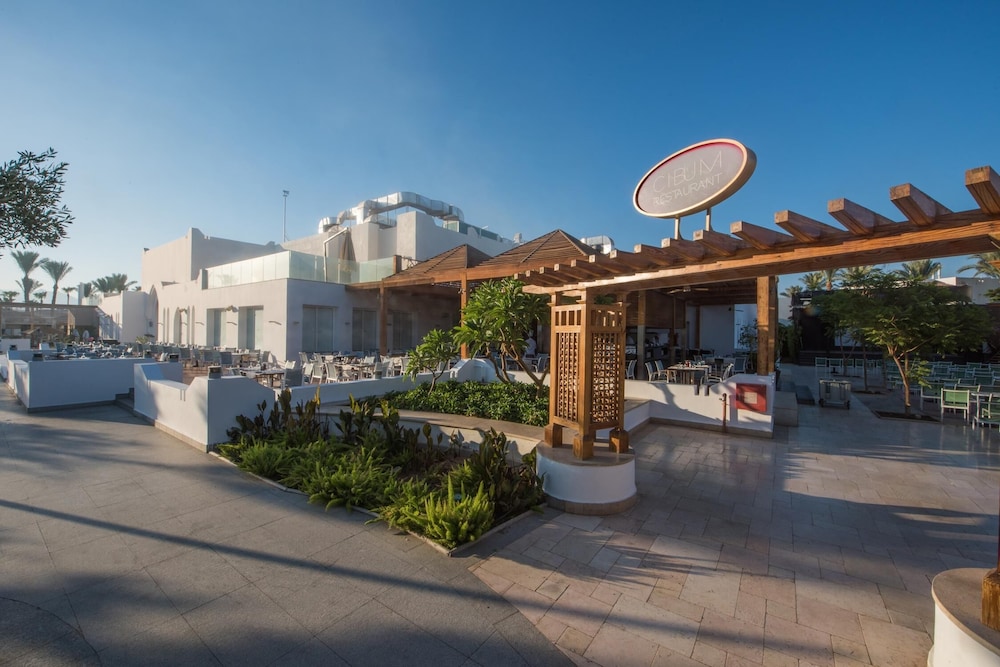 SENTIDO Reef Oasis Aqua Park Resort - All inclusive — Restaurant & bars in Sharm El Sheikh, Red Sea