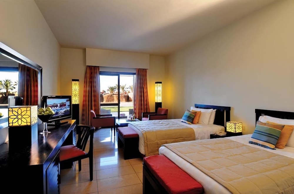 SENTIDO Reef Oasis Aqua Park Resort - All inclusive — Hotel rooms in Sharm El Sheikh, Red Sea
