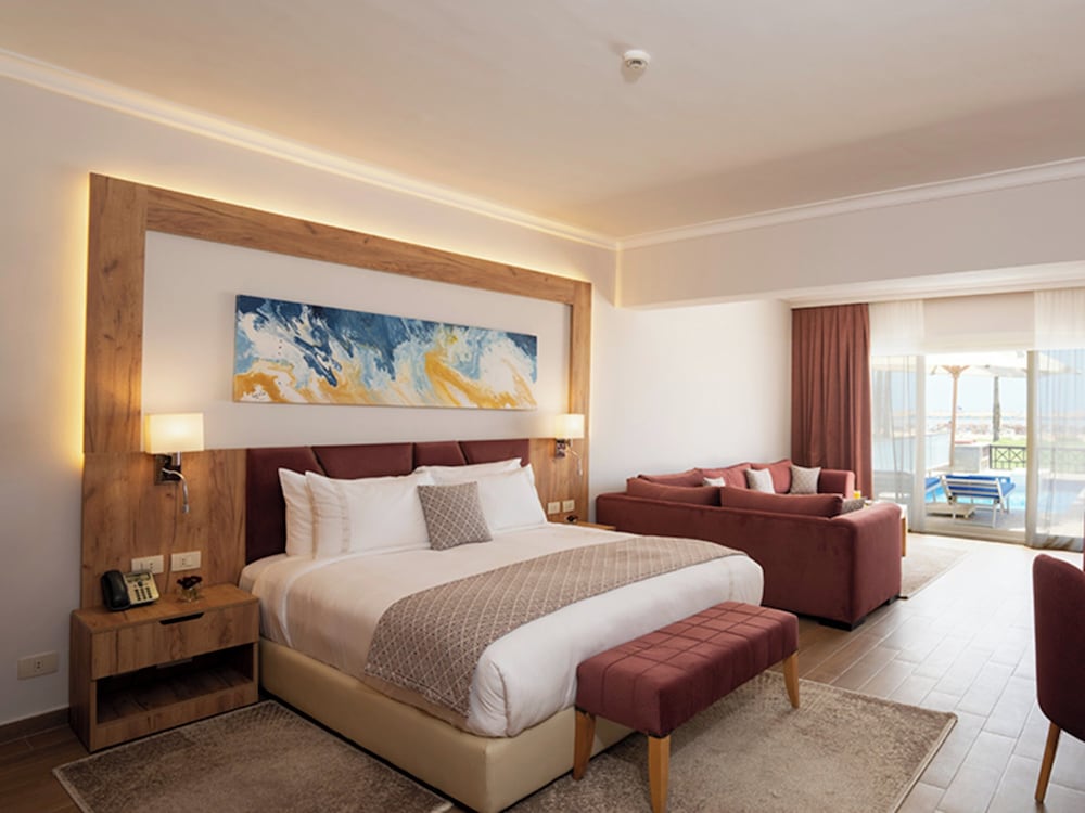 Stella Beach Resort Makadi Bay-24 HRS All Inclusive — Hotel rooms in Makadi Bay, Red Sea